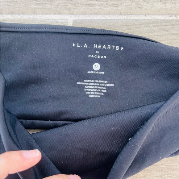 Pacsun Bandeau Top. NWT. - Picture 4 of 4